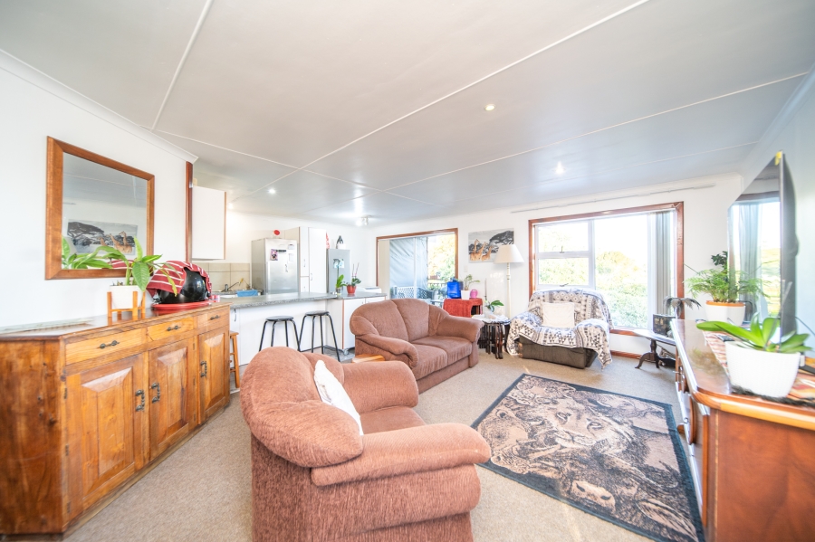 4 Bedroom Property for Sale in Beacon Bay Eastern Cape